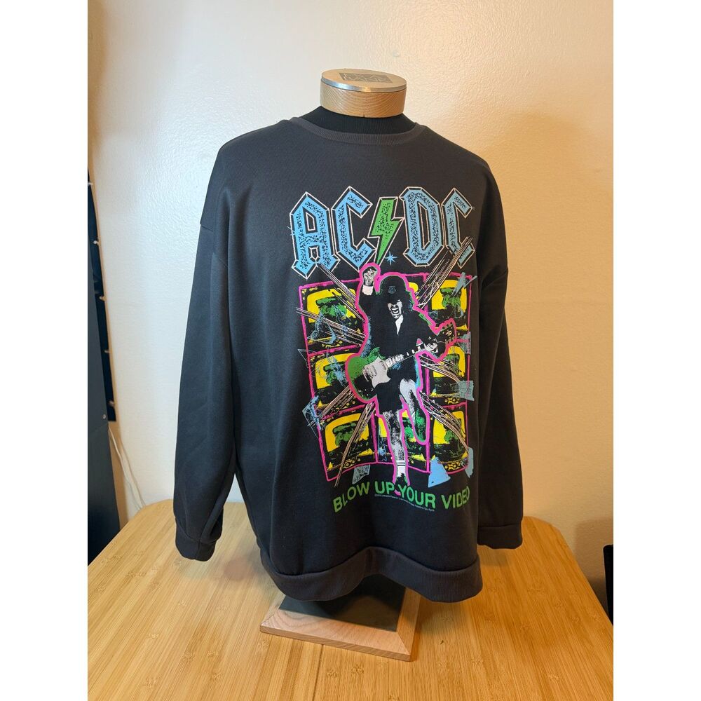 ACDC Oversized Fit Sweatshirt Womens 3X Blow Up Your Video World Tour Graphic